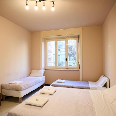 Giramondo Apartment Centrale Milan Bagian luar foto
