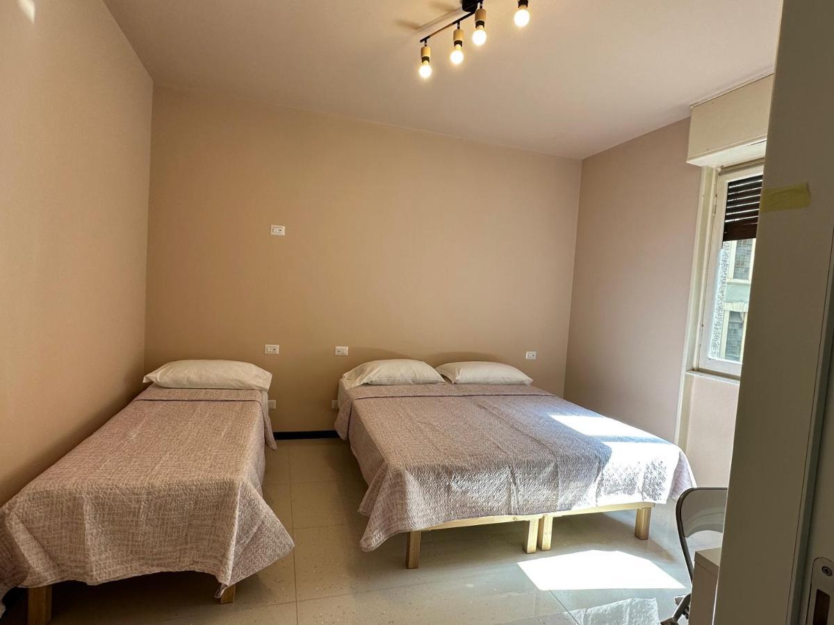 Giramondo Apartment Centrale Milan Bagian luar foto