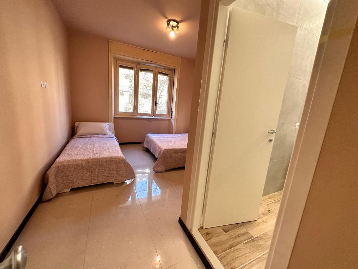 Giramondo Apartment Centrale Milan Bagian luar foto