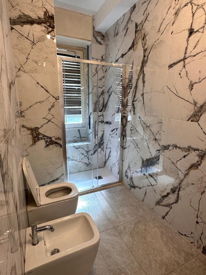 Giramondo Apartment Centrale Milan Bagian luar foto