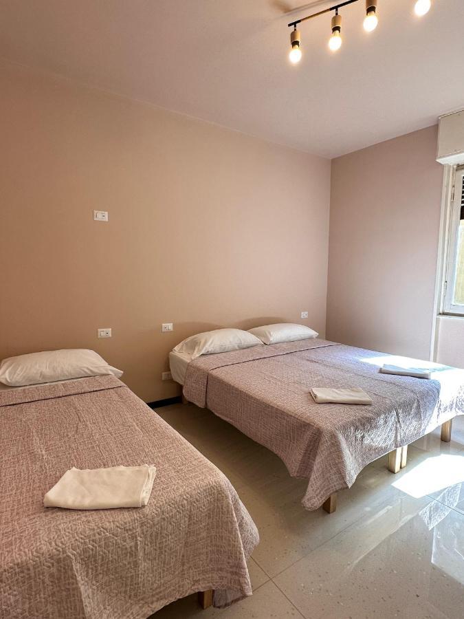 Giramondo Apartment Centrale Milan Bagian luar foto