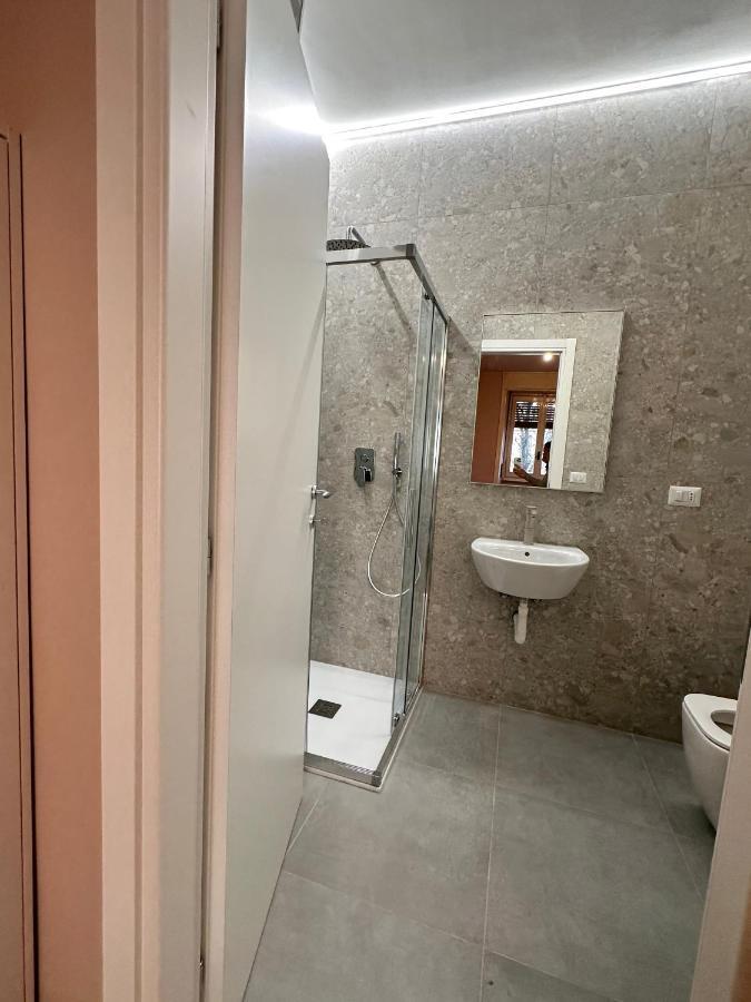 Giramondo Apartment Centrale Milan Bagian luar foto