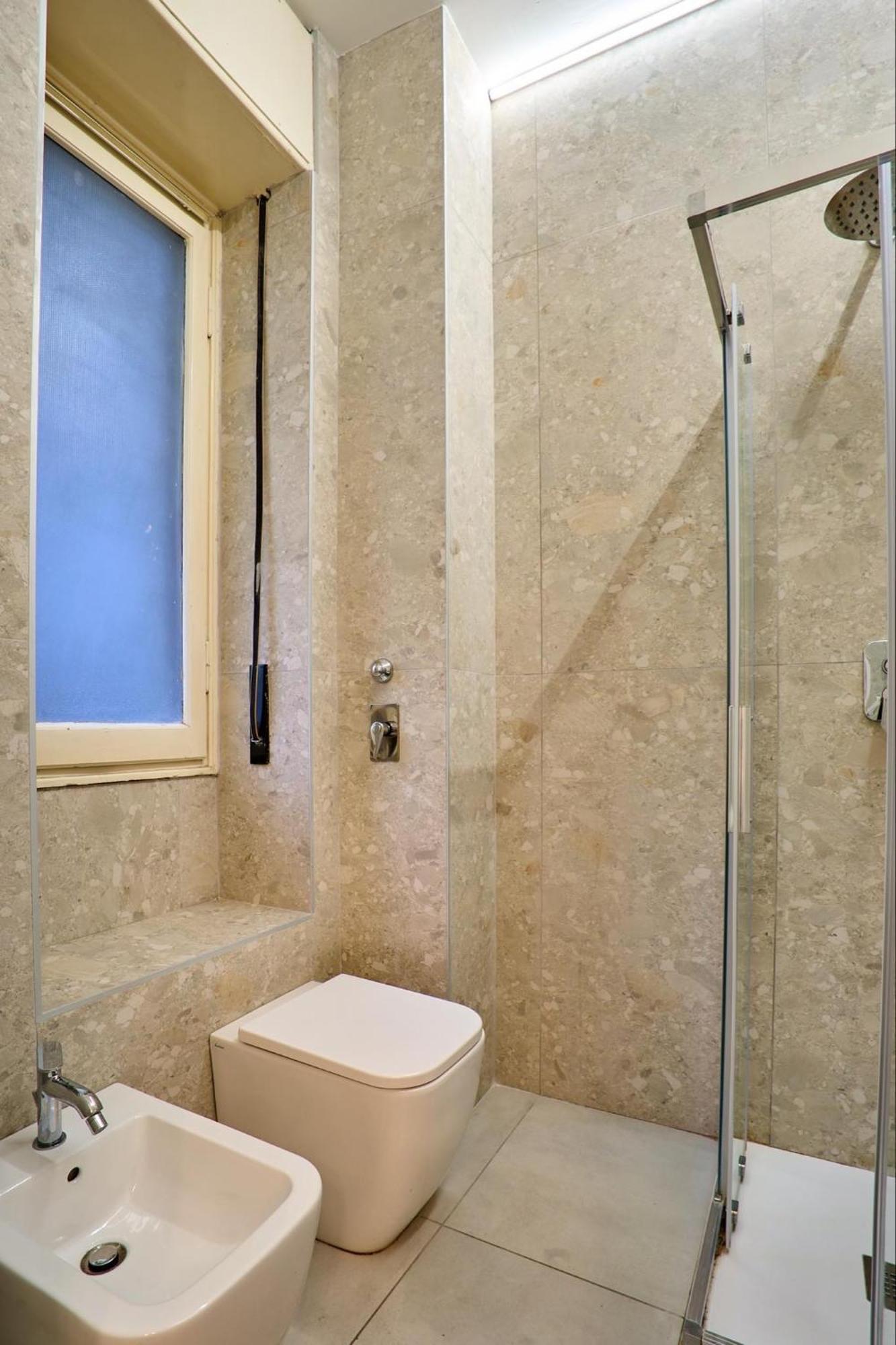 Giramondo Apartment Centrale Milan Bagian luar foto